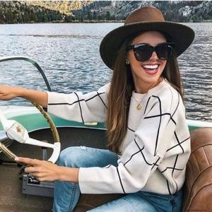 Grid Round Neck Sweater